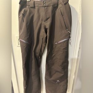The North Face Woman’s Ski Pants in Dark Brown. Size: L. In very good condition.
